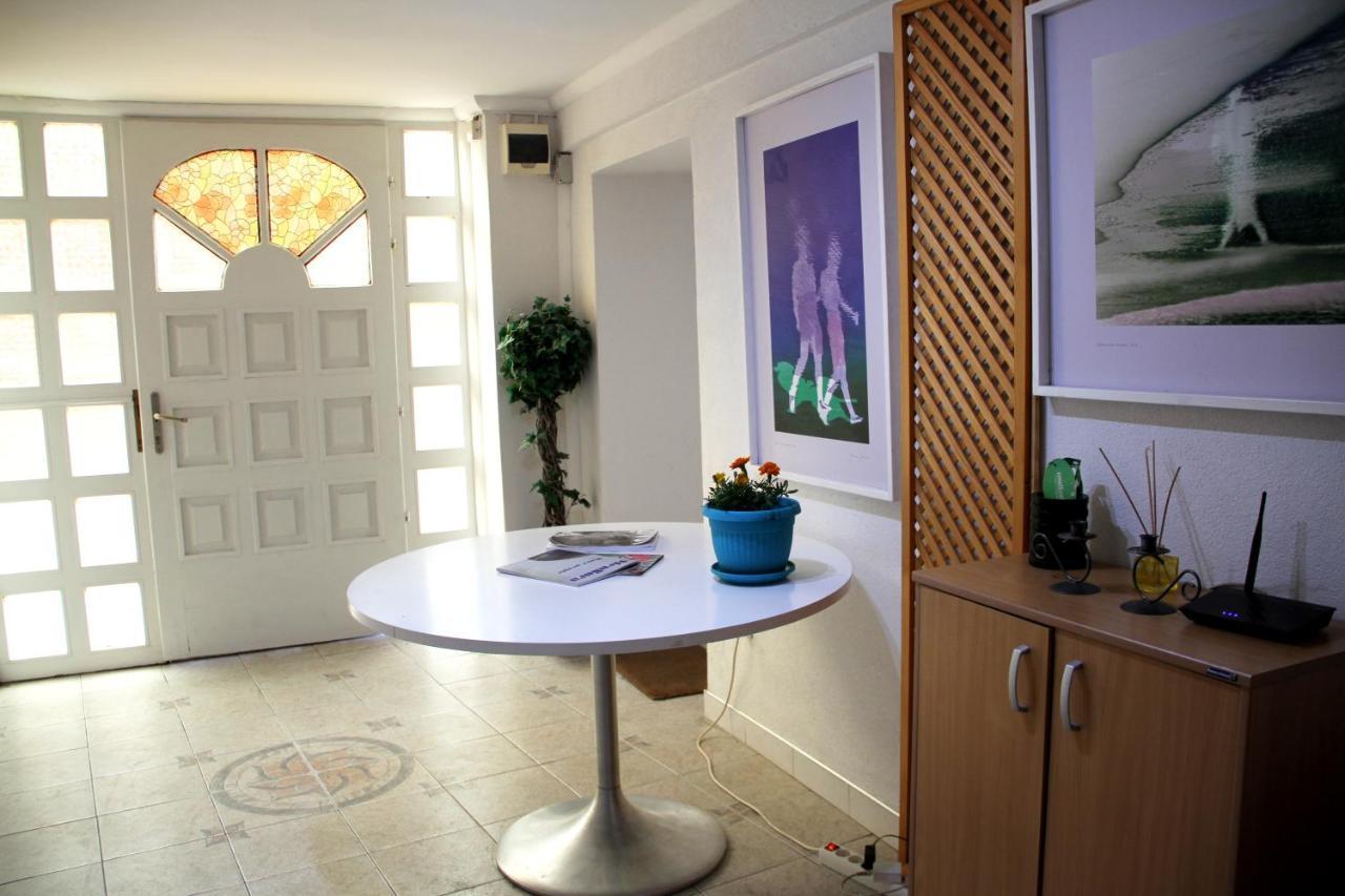 Downtown Green Oasis Apartments Sarajevo Luaran gambar